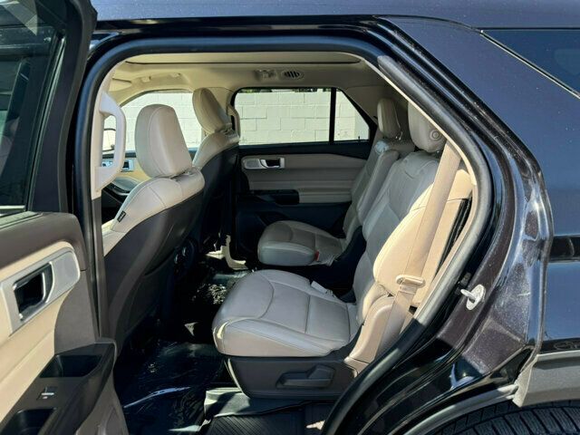 2020 Ford Explorer LocalTrade/Platinum/4WD/Heated&CooledSeats/BackupCamera/NAV - 22622364 - 11