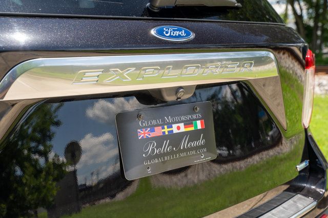 2020 Ford Explorer Local Trade/Platinum Pkg/Heated&Cooled Massaging Seats/Pano Roof - 23034244 - 11