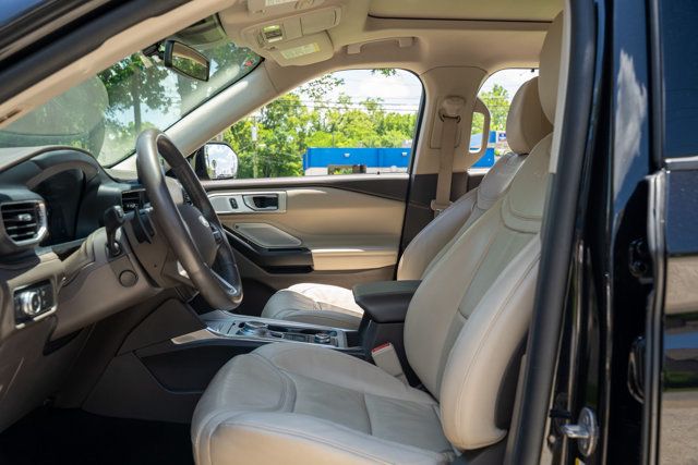2020 Ford Explorer Local Trade/Platinum Pkg/Heated&Cooled Massaging Seats/Pano Roof - 23034244 - 18