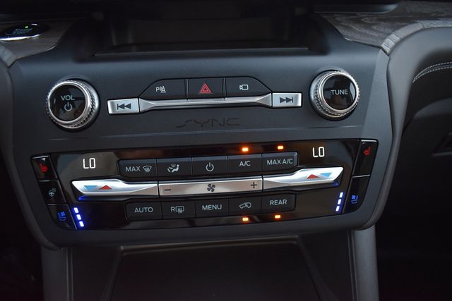 2020 Ford Explorer Platinum 4WD - 23038780 - 16