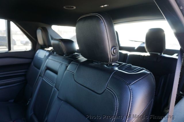 2020 Ford Explorer ST 4WD - 22969949 - 10