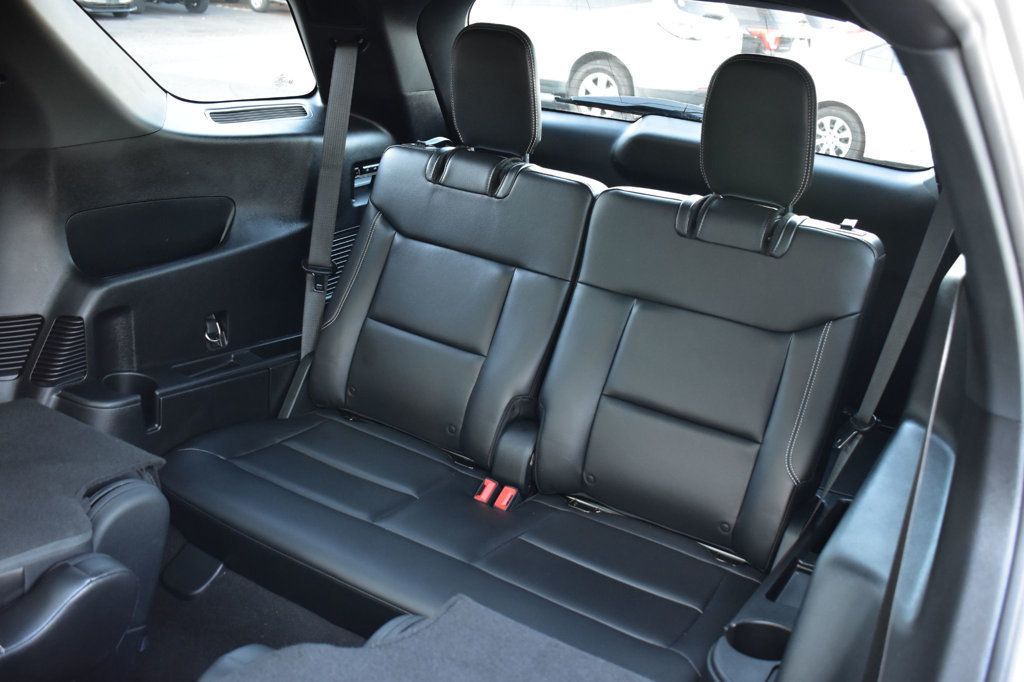 2020 Ford Explorer ST photo 29