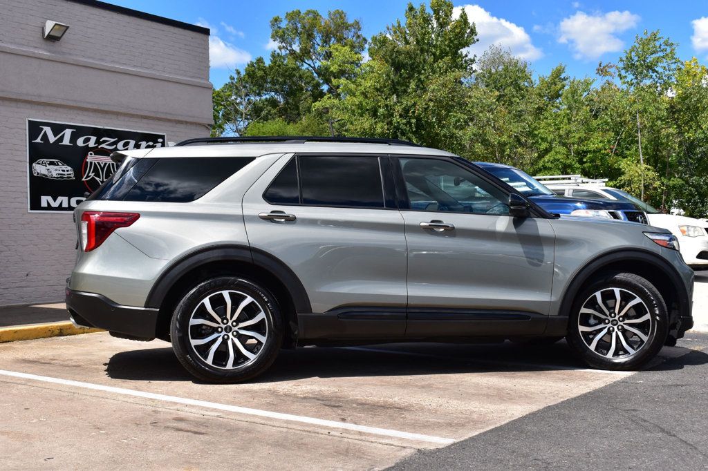 2020 Ford Explorer ST photo 4