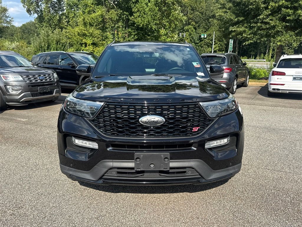 2020 Ford Explorer ST photo 2