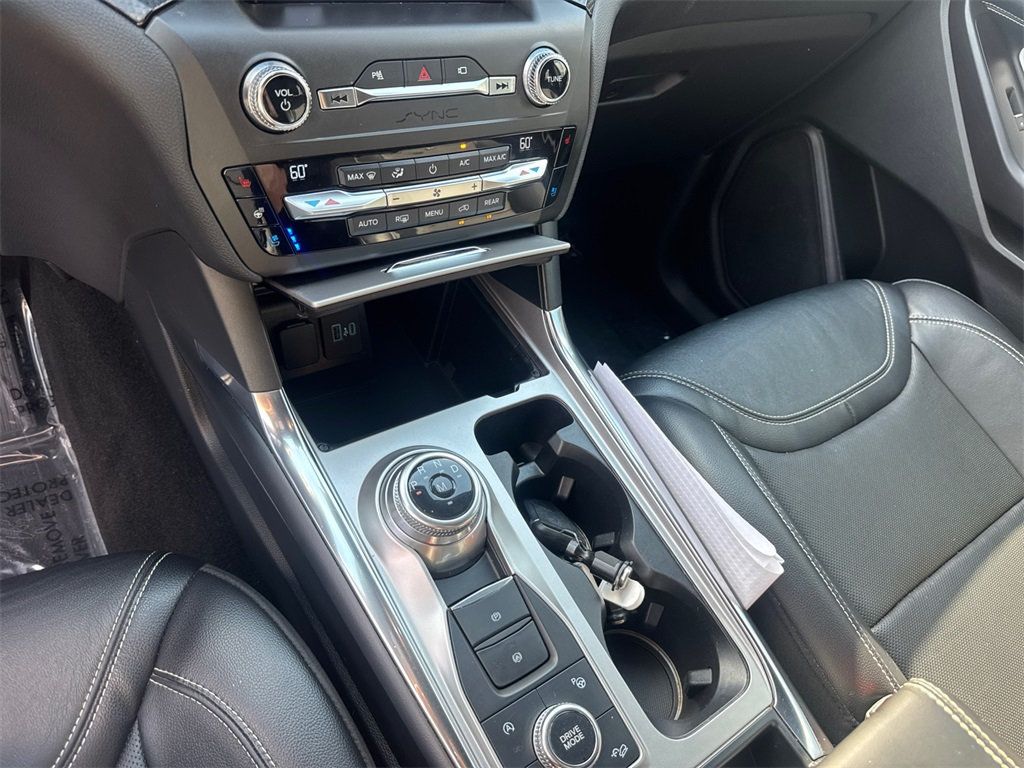 2020 Ford Explorer ST photo 30