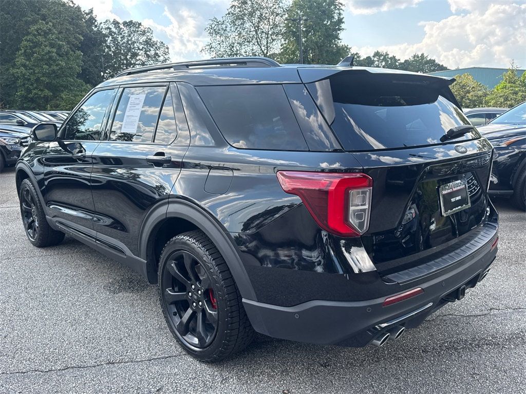 2020 Ford Explorer ST photo 5