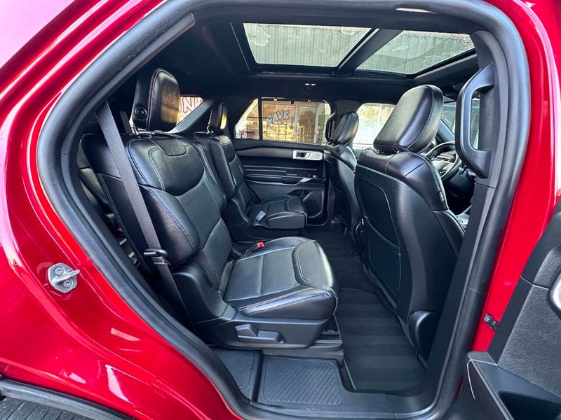 2020 Ford Explorer ST 4WD - 22946462 - 28