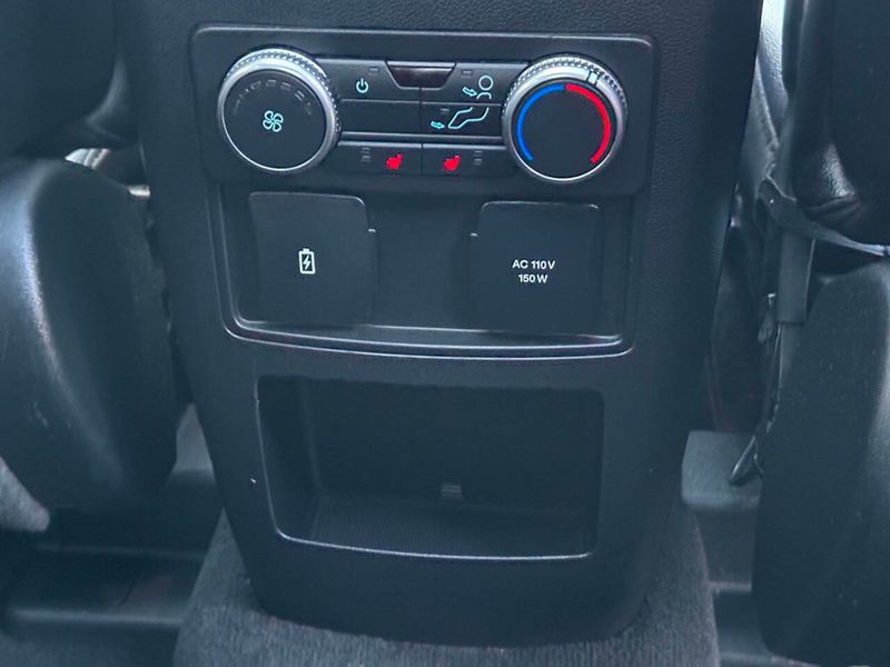 2020 Ford Explorer ST 4WD - 22946462 - 30