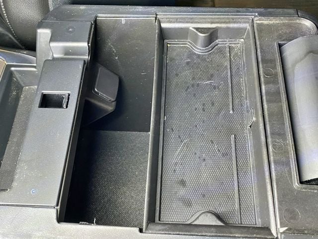 2020 Ford Explorer ST 4WD - 23001612 - 39