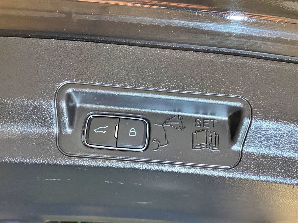 2020 Ford Explorer ST 4WD - 23001612 - 69