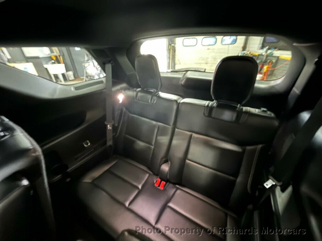 2020 Ford Explorer ST photo 18