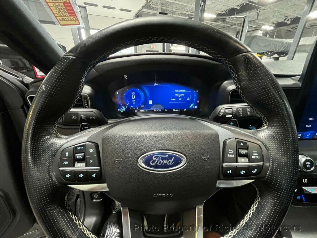 2020 Ford Explorer ST photo 24