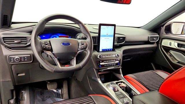2020 Ford Explorer ST 4WD w/ Premium Tech Pkg, ST Street Pkg & Twin-Panel Moonroof - 23096164 - 12