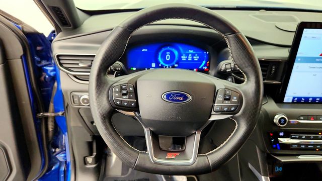 2020 Ford Explorer ST 4WD w/ Premium Tech Pkg, ST Street Pkg & Twin-Panel Moonroof - 23096164 - 13
