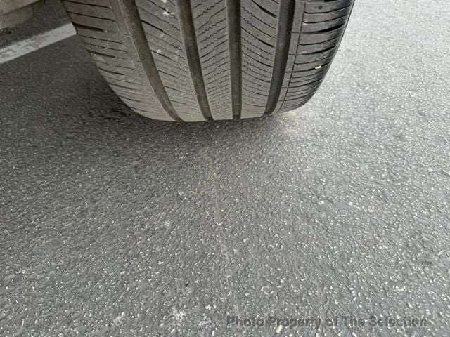 2020 Ford Explorer ST4WD W/TWIN PANEL MOONROF, PREMIUM TECHNOLOGY PKG & ST STREET  - 22953083 - 44