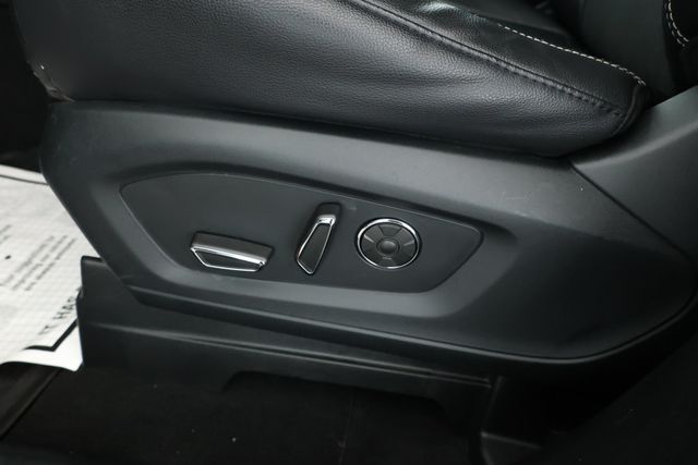 2020 Ford Explorer ST 4WD w/ Twin Panel Moonroof, Premium Tech Pkg & ST Street Pack - 22932689 - 9