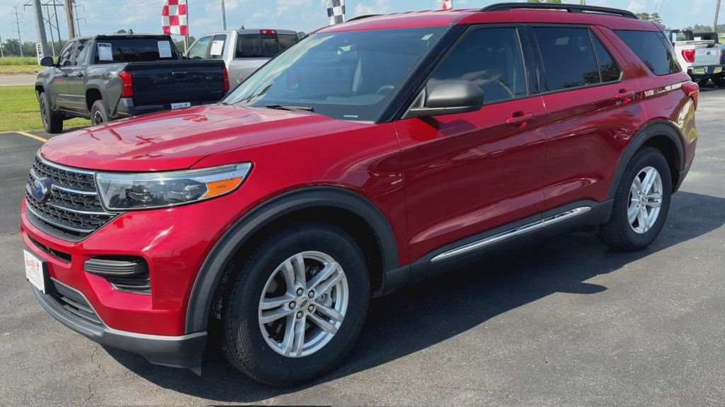 Ford Explorer XLT photo 4