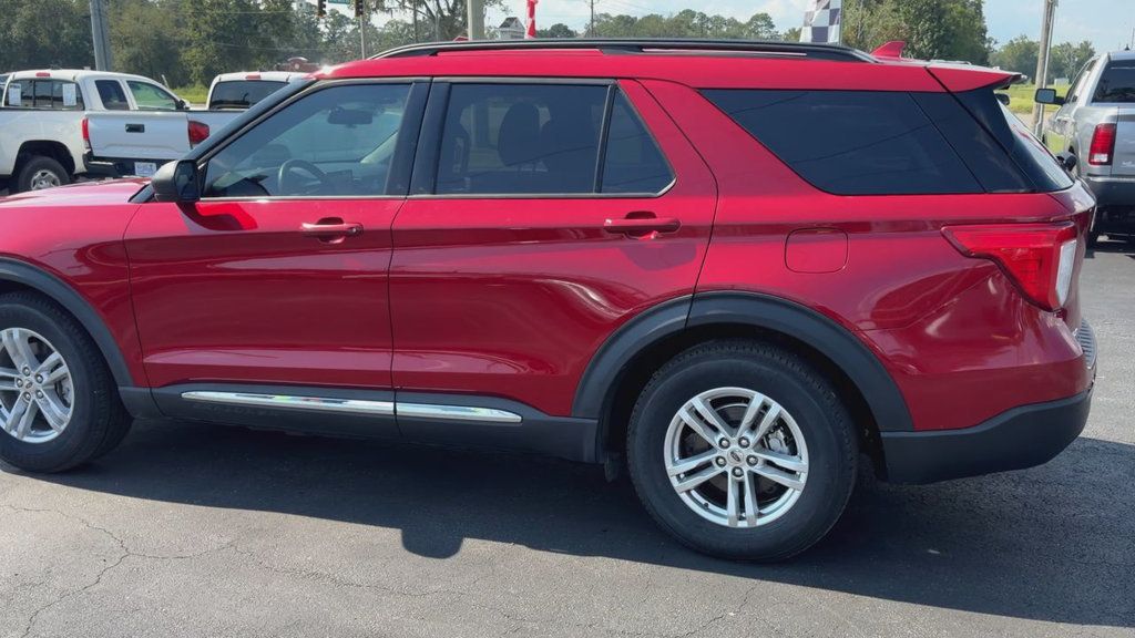 Ford Explorer XLT photo 6