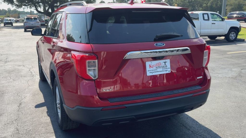 Ford Explorer XLT photo 7