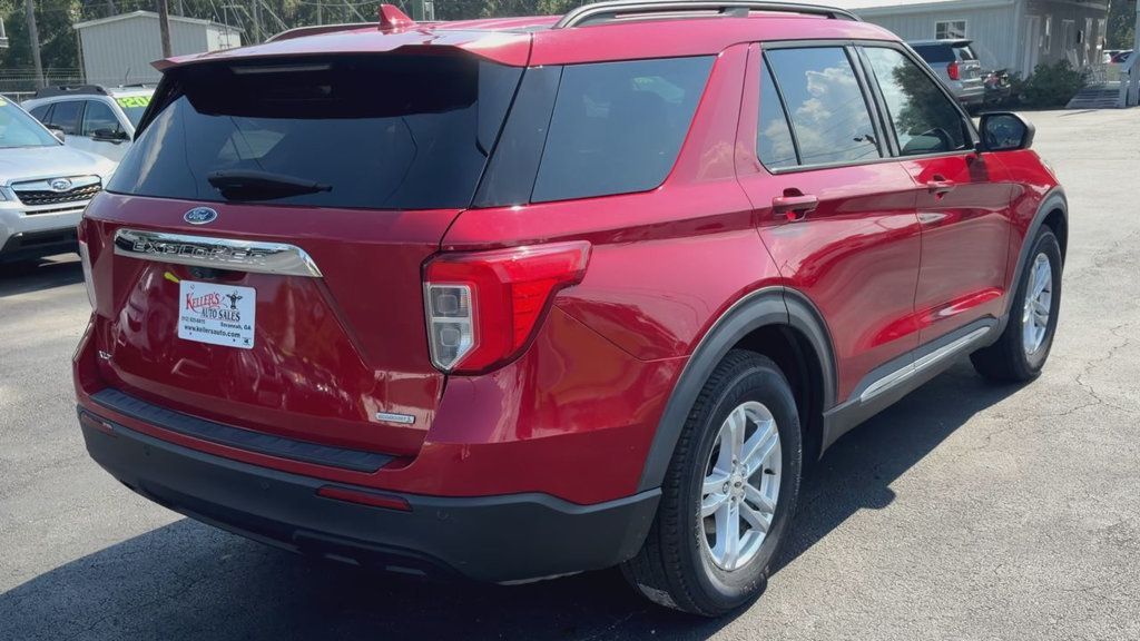 Ford Explorer XLT photo 8