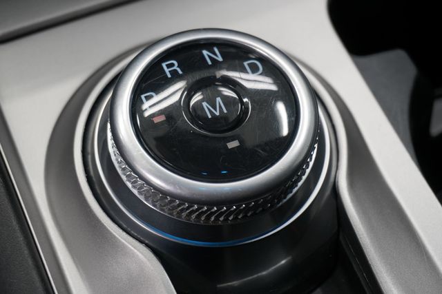 2020 Ford Explorer XLT - 22929811 - 19