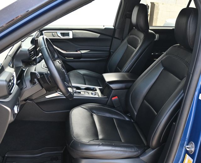 2020 Ford Explorer XLT 4WD - 23061871 - 17