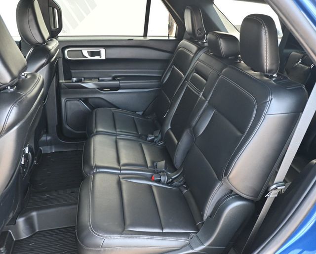 2020 Ford Explorer XLT 4WD - 23061871 - 18