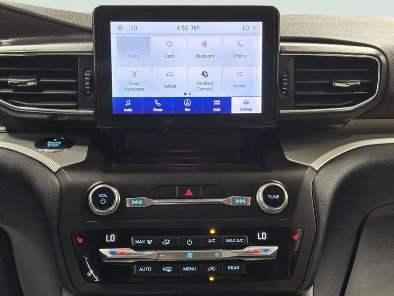 2020 Ford Explorer XLT 4WD - 23049468 - 25