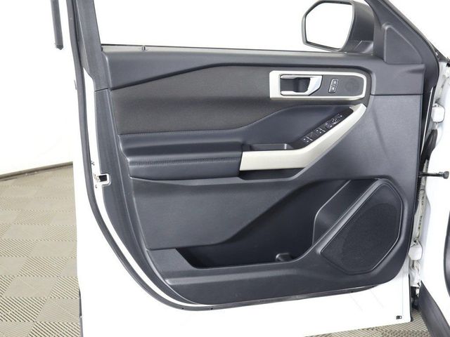 2020 Ford Explorer XLT 4WD - 23011640 - 22