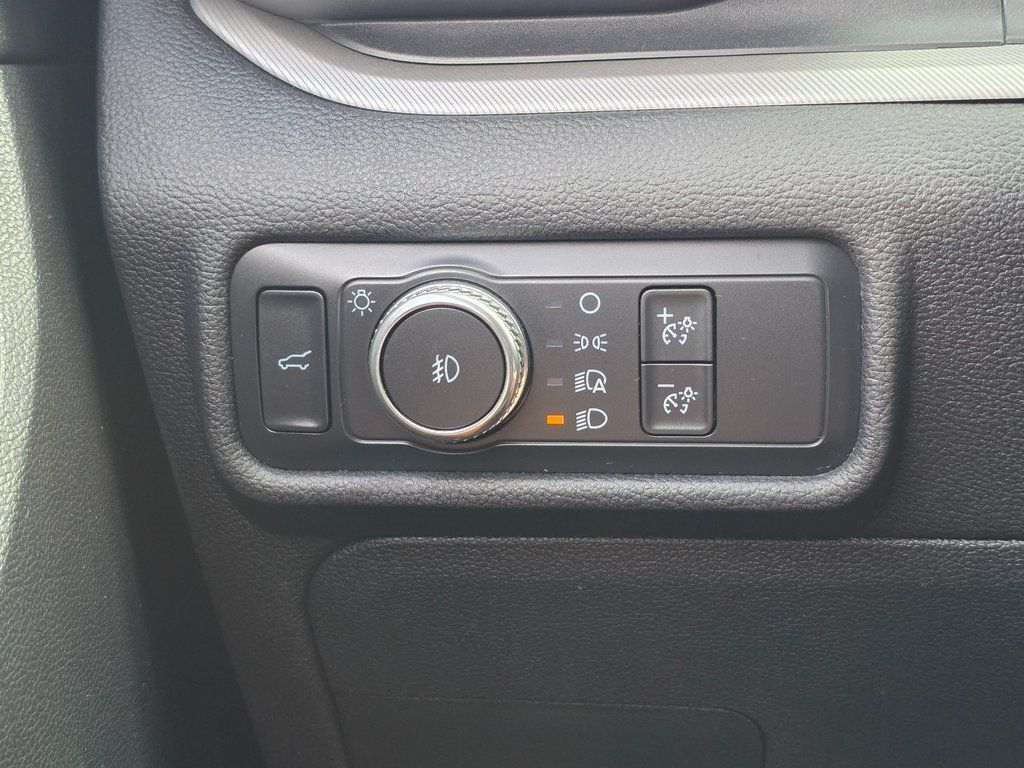 2020 Ford Explorer XLT 4WD - 22961683 - 36