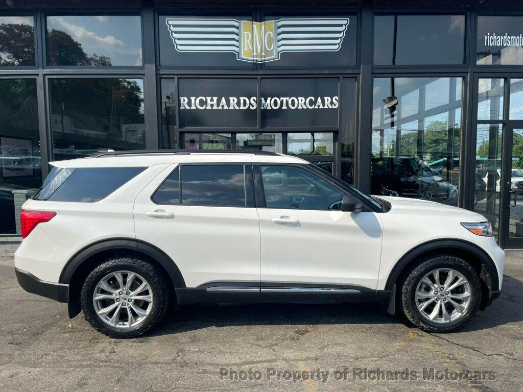 2020 Ford Explorer XLT 4WD - 22488735 - 23