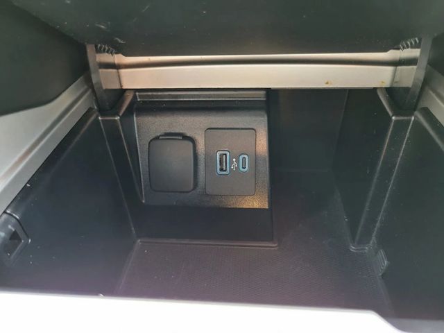 2020 Ford Explorer XLT Sport Utility 4D - 22884295 - 19