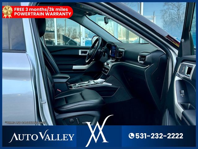 2020 Ford Explorer XLT Sport Utility 4D - 22956866 - 16