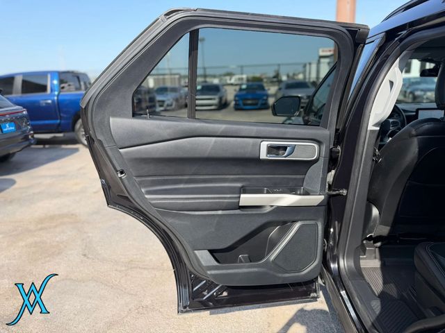 2020 Ford Explorer XLT Sport Utility 4D - 23058964 - 13
