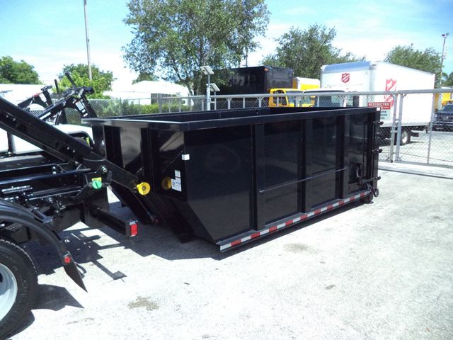 2020 Ford F550 4x4 w/ 11ft Switch-N-Go Roll Off Truck Landscape Trash Dump - 22882260 - 32