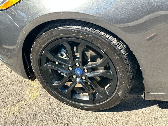 2020 Ford Fusion SE FWD - 22970144 - 11