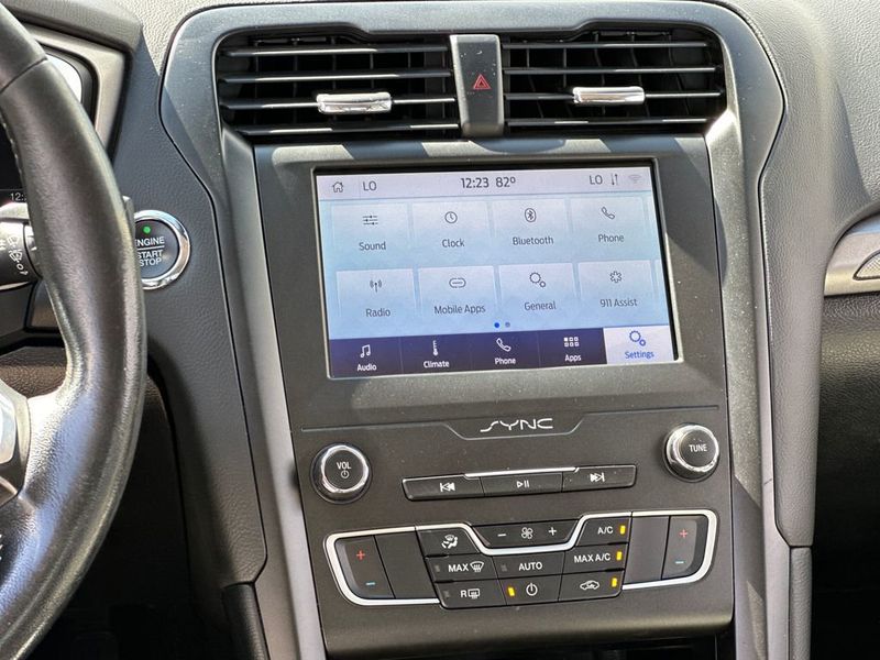 2020 Ford Fusion SE FWD - 22970144 - 15