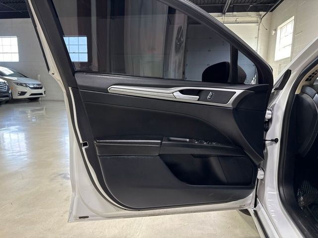 2020 Ford Fusion SE FWD - 23050591 - 17