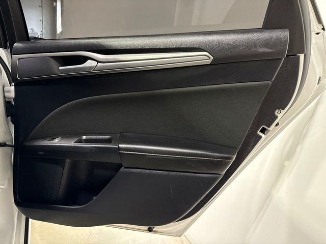 2020 Ford Fusion SE FWD - 23050591 - 22