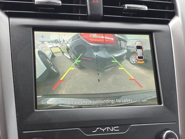 2020 Ford Fusion SE FWD - 23069892 - 11