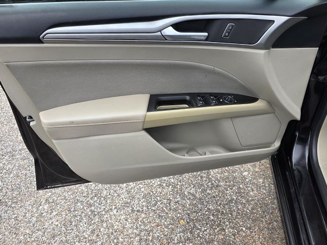 2020 Ford Fusion SE FWD - 23069892 - 31