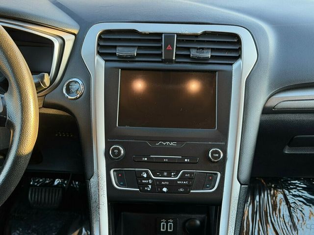 2020 Ford Fusion SE FWD - 22965360 - 18