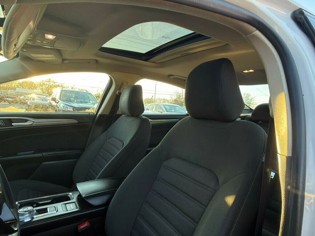 2020 Ford Fusion SE FWD - 22965360 - 24