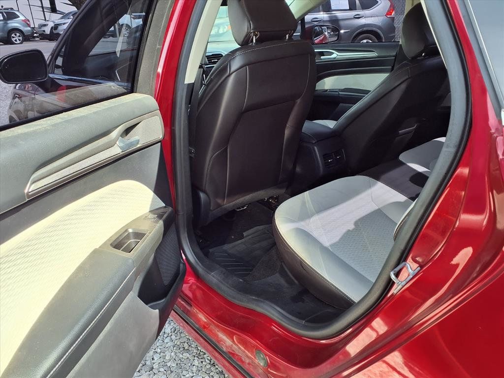 2020 Ford Fusion SE FWD - 22930424 - 16