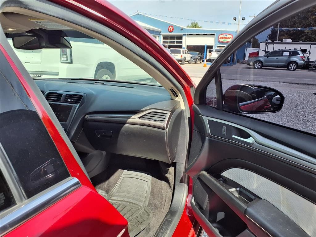 2020 Ford Fusion SE FWD - 22930424 - 20