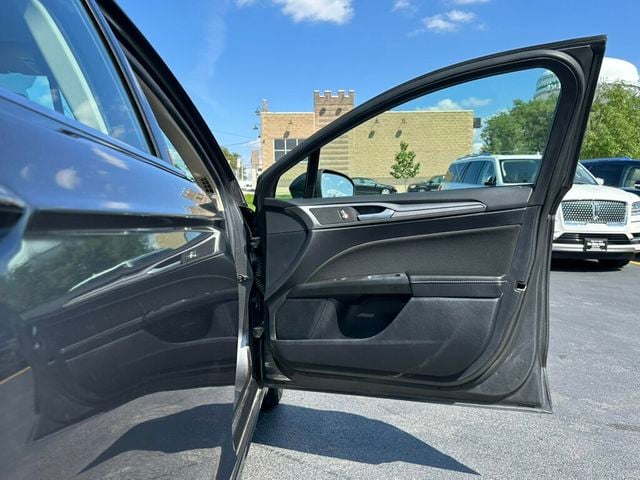 2020 Ford Fusion SE FWD - 23067561 - 18