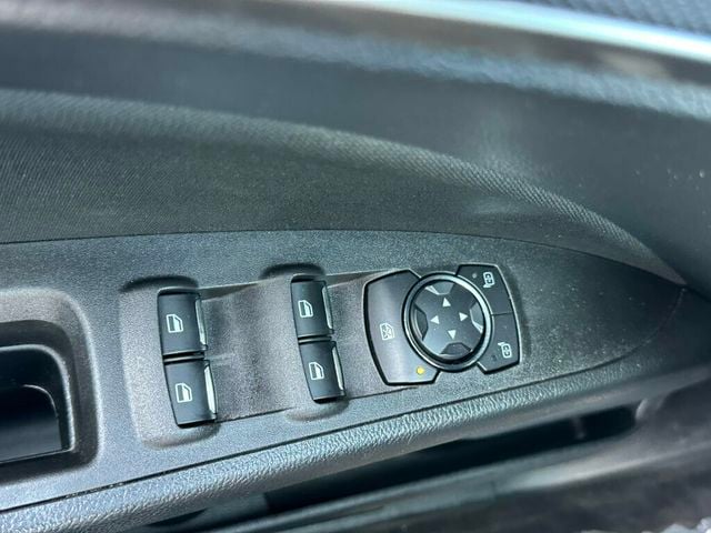 2020 Ford Fusion SE FWD - 23067561 - 30