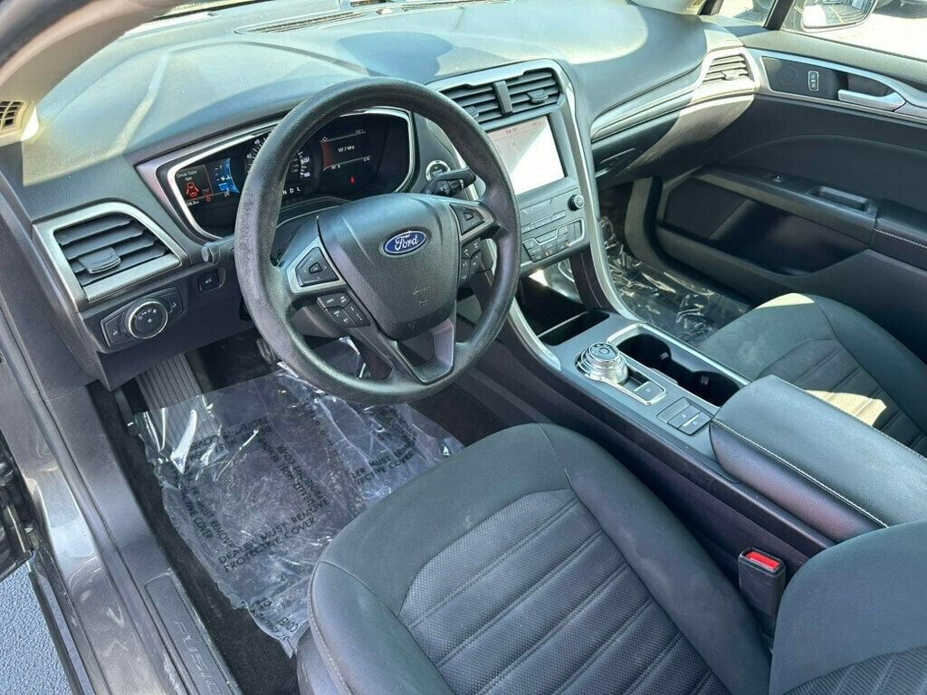 2020 Ford Fusion SE FWD - 23067561 - 8