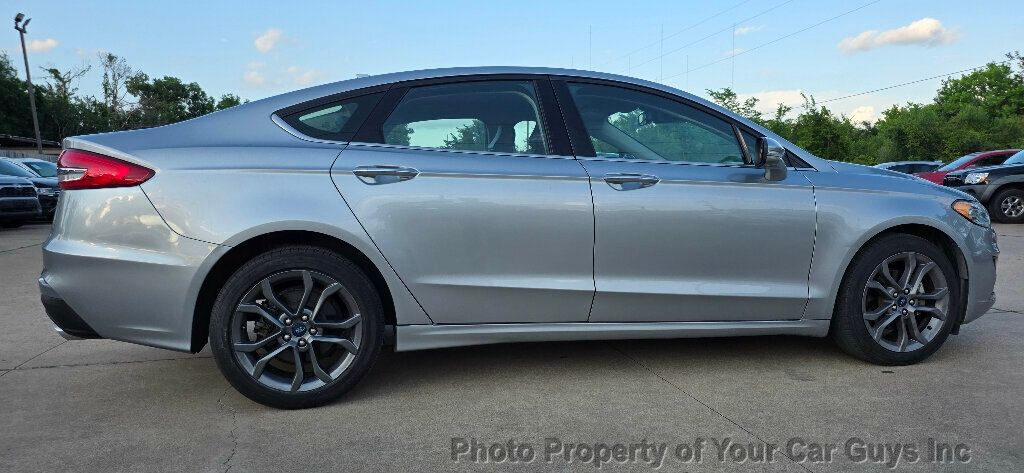 2020 Ford Fusion SEL - 23031230 - 10