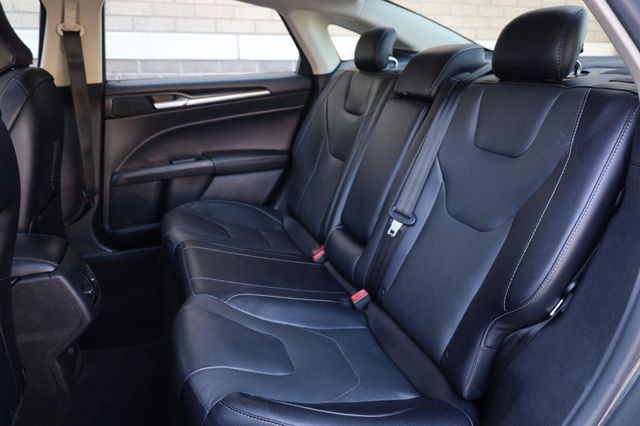 2020 Ford Fusion Titanium - 23062703 - 18